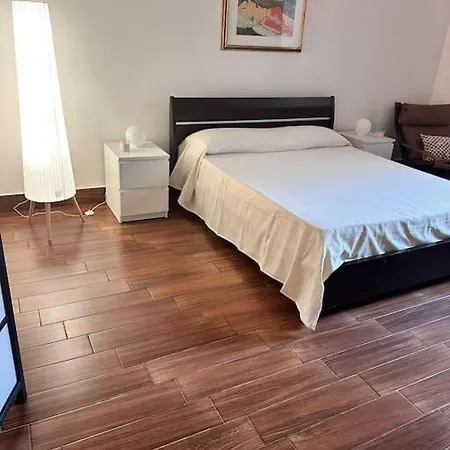 Lejlighed Ferdinando's House Bari